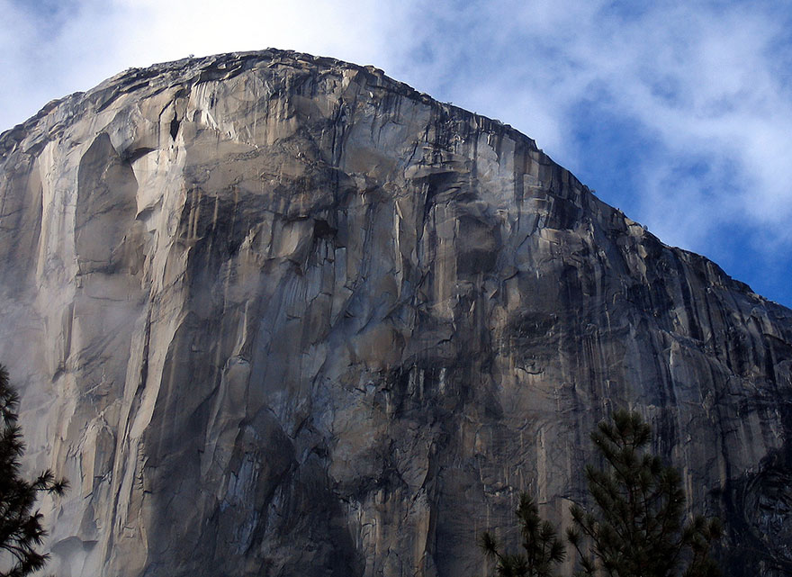 For the first time ever, climbers ascend El Capitan naked
