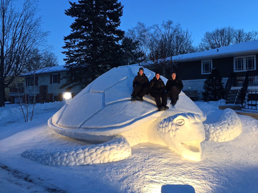 giant-snow-sculptures-bartz-brothers-1