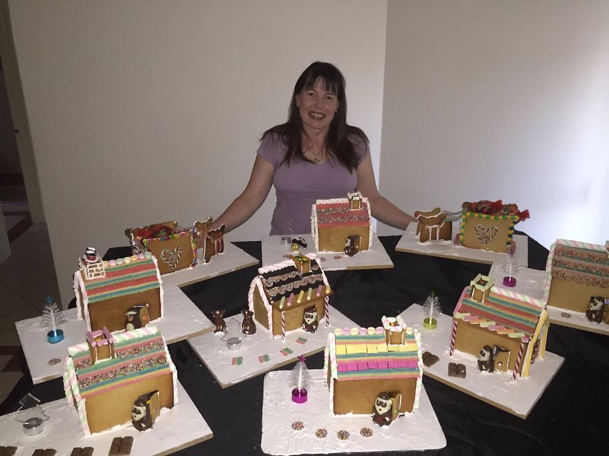 Gingerbread Houses (x7) And Gingerbread Sleighs (x2) For 2014!