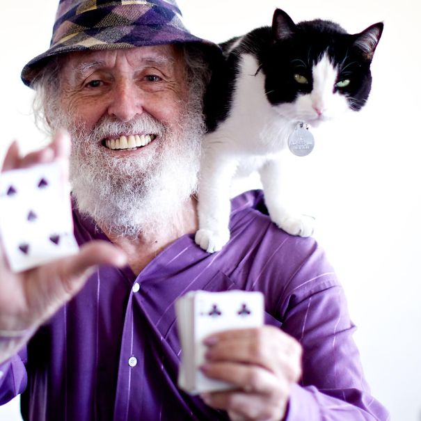 Paul Fegen, 78, A Magician. Former Multi-millionaire, Now He Makes His Living Doing Card Tricks