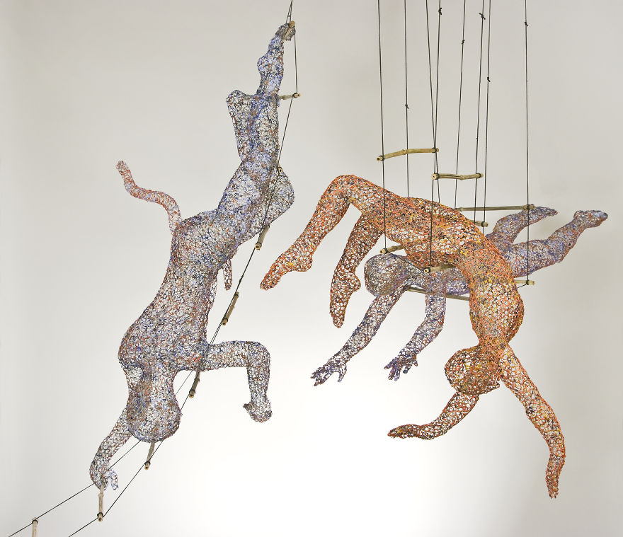 Swinging Dancers Wire Sculpture