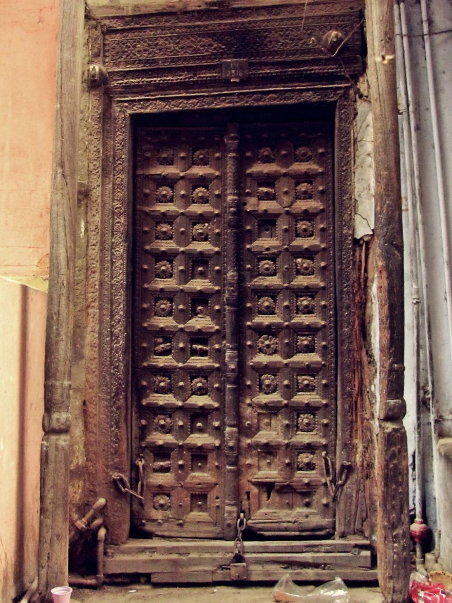 I Walk Around Delhi And Take Pictures Of Its Beautiful Doors