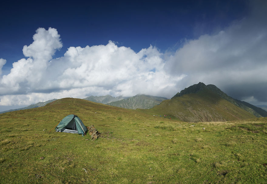 I Am A Mountain Photographer And I Spent 6 Years Photographing My Tent In The Mountains