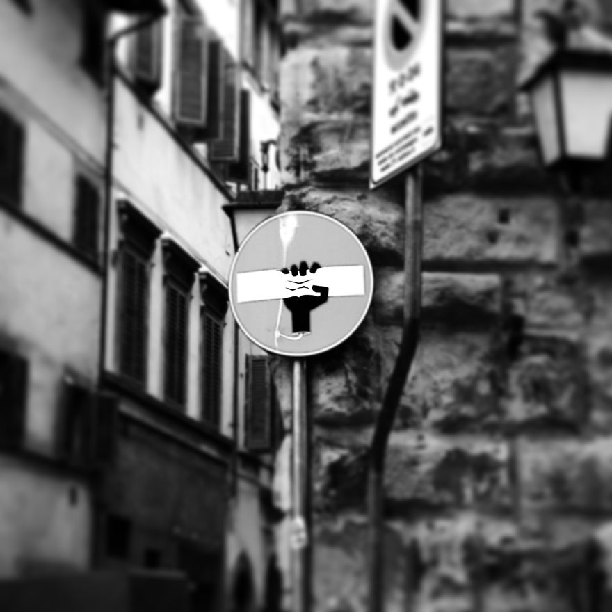 This Is How "Do Not Enter" Signs Look In Florence