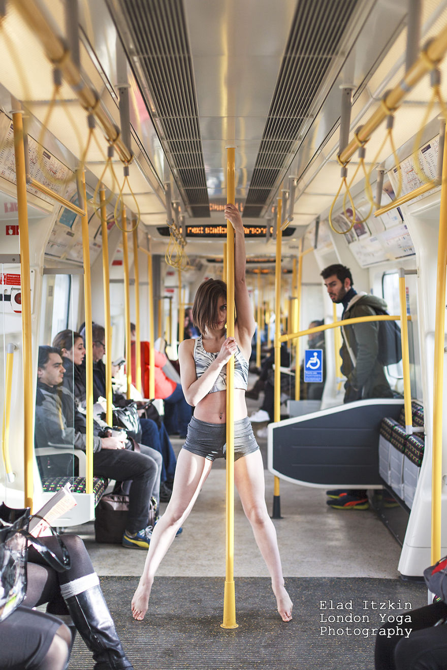 Urban Pole Fitness, 12 Stunning Photos Of An Alternative Commute On London Underground