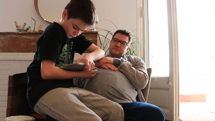 3 Pregnant Dads Try Being Moms For 1 Month