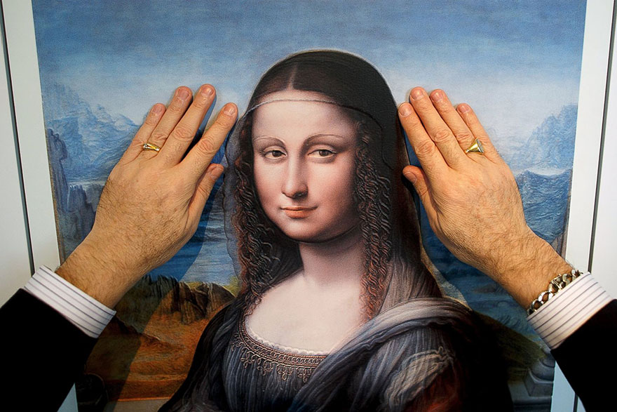 Blind People Can Finally "See" Art Through Touch In This Museum Of Madrid