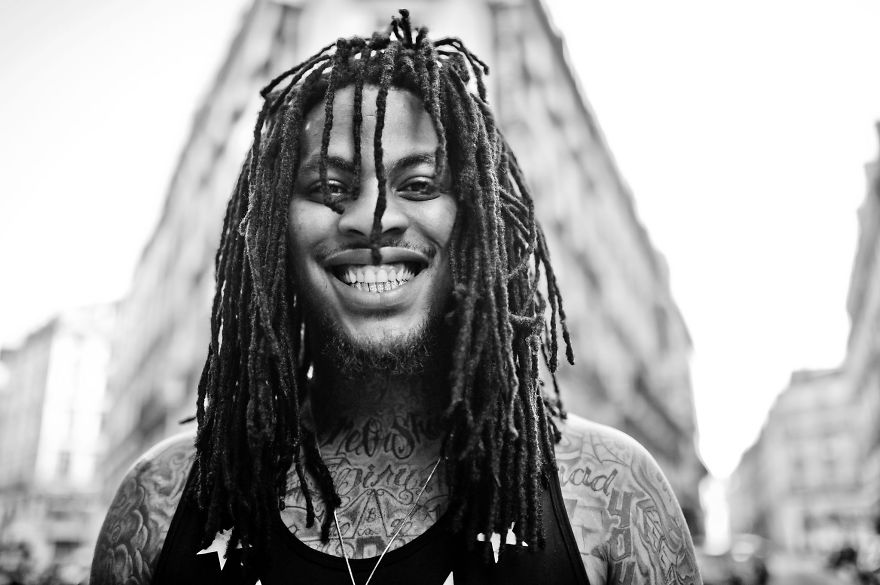 I Tour With Celebrities And Capture Their Moments Of Fame