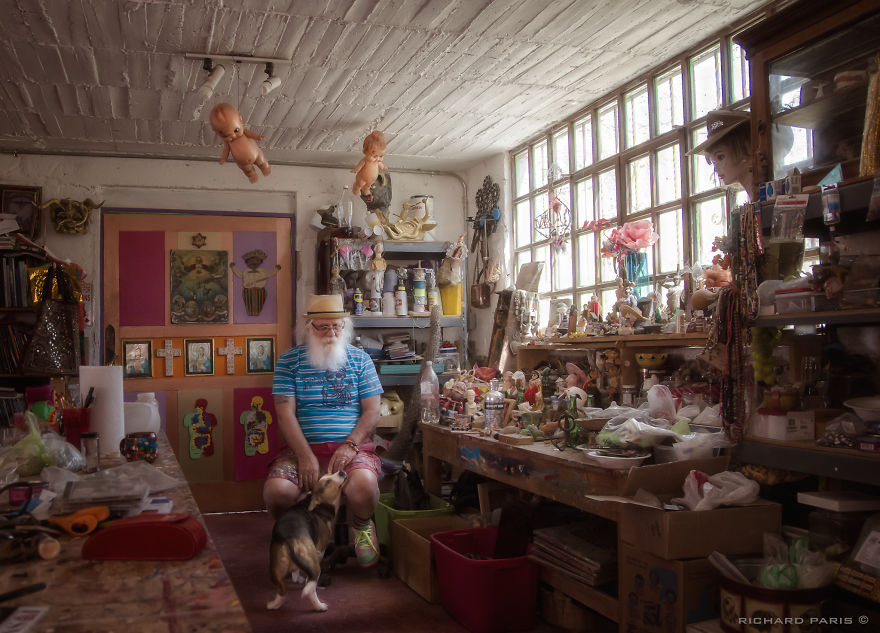 Anado Mclauchlin In His Studio At Casa De Las Ranas In La Cieneguita, Mexico