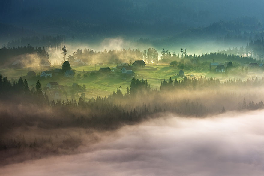 To Live In The Mists: Villages Of Poland And Italy Captured In The Mist