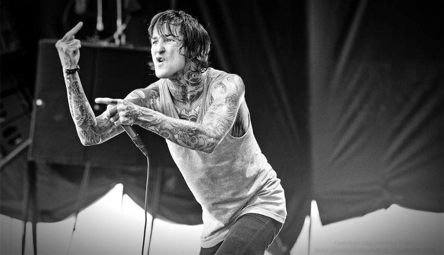 I Tour With Celebrities And Capture Their Moments Of Fame