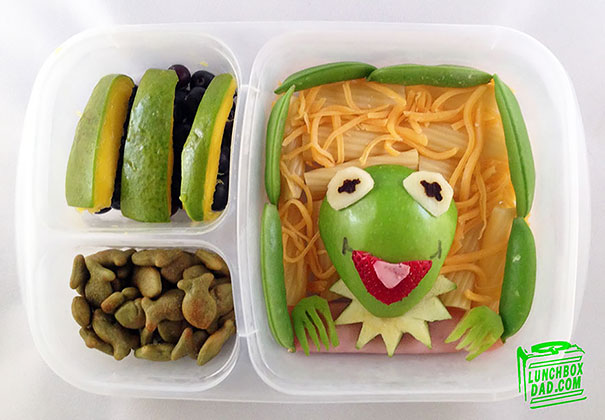 Dad Makes Creative Sandwiches And Snacks For His Daughter’s School Lunch