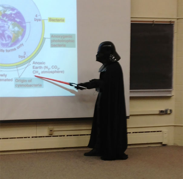 Microbiology Professor Teaches An Entire Lecture Like This