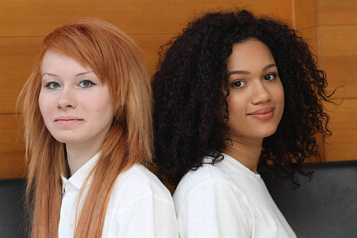 black-white-skin-twin-sisters-lucy-maria-aylmer-12