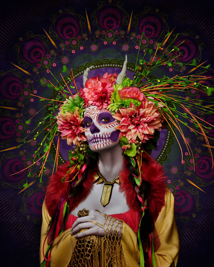 Las Muertas: Deadly Beauties Pose In Colorful Tribute To Day Of The Dead