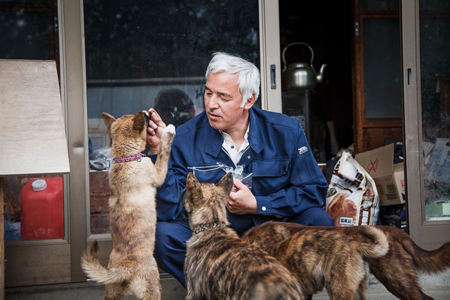 The Radioactive Man Who Returned To Fukushima To Feed The Animals That Everyone Else Left Behind