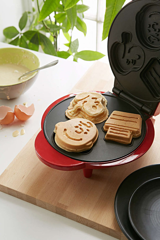Snoopy Pancake Maker