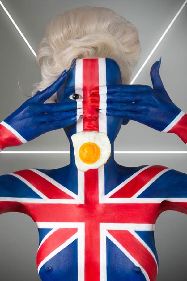Fat Flag – Body Painting, Flags And Culinary Clichés