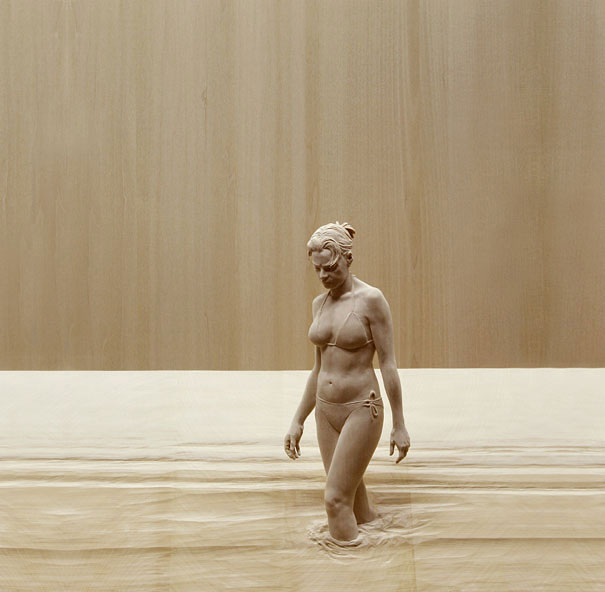 Incredibly Realistic Wood Sculptures Of People Hand-Carved By Peter Demetz