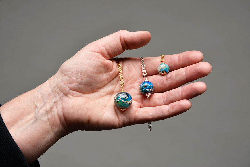 Artist Creates Memorial Ash Beads From Cremated Remains Of Deceased Loved Ones
