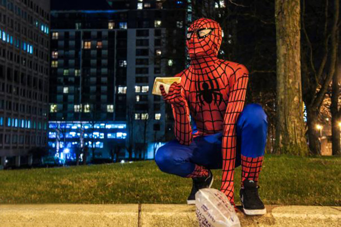 Anonymous Spiderman Feeds Homeless At Night, Shows Everyone Can Be A Hero