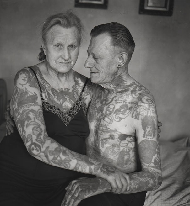 Menschen tattoo alte Tätowierungen: So