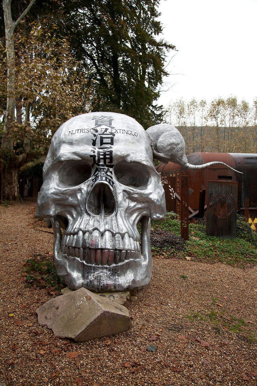 27 Incredible Sculptures From Abode Of Chaos, A Fantasmagoric Place In Europe