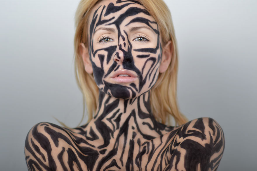 10 Meticulous Sharpie Drawings On A Human Canvas