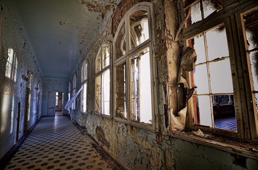 Beelitz Heilstätten: An Abandoned Military Hospital | Bored Panda