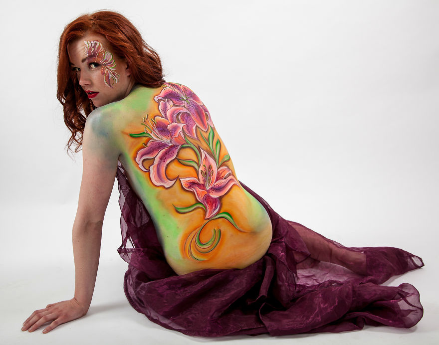 Canvas Of Cancer: Body Paint Book Of Cancer Survivors