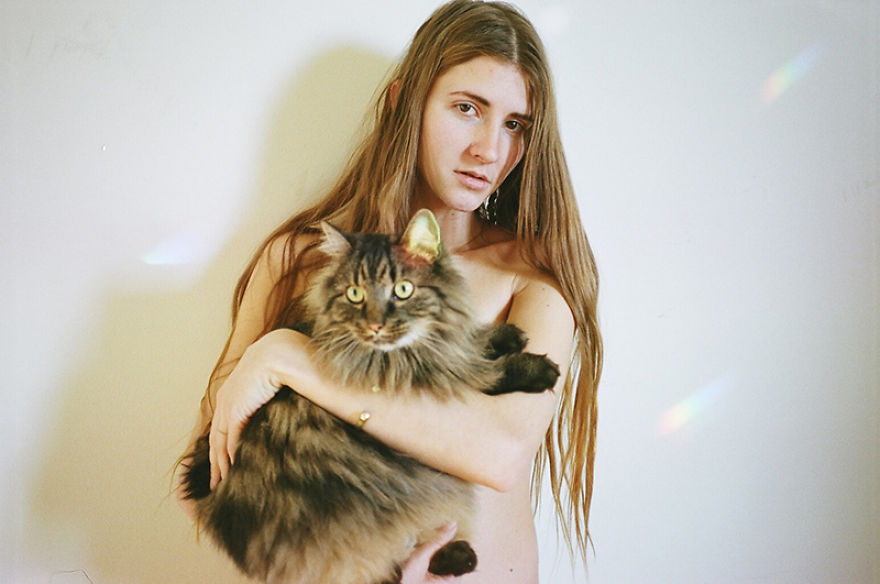 Girls And Their Cats: My Photos Of New York Women With Their Furry Companions