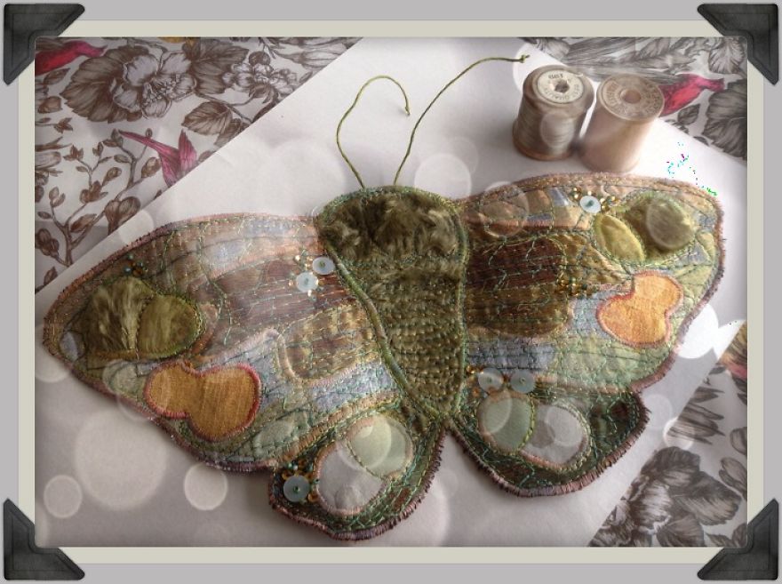 I Create The Insect World In Fabric And Thread !
