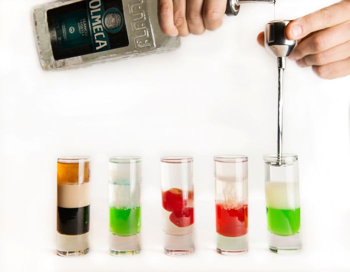Layering Master - Make Your Own Perfect Cocktails And More!