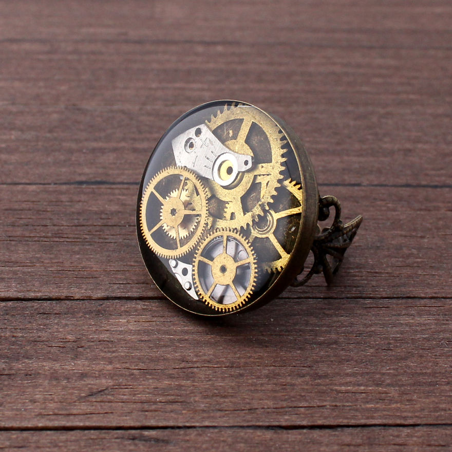 Steampunk Jewelry Made From Old Watch Parts By Lithuanian Artist