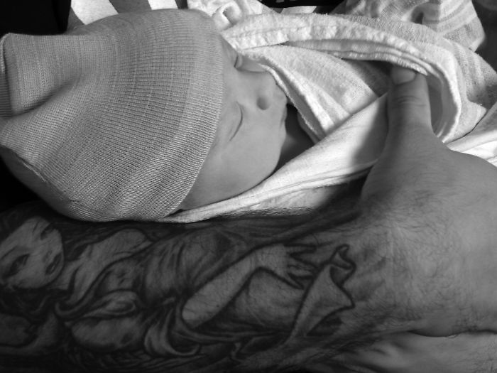 124 Babies And Their Tattooed Parents That Look Absolutely Beautiful Together