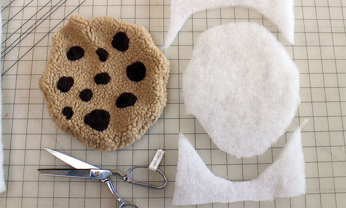 DIY Cookie Monster Fur Rug With Cookie Pillows