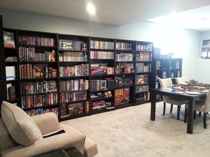 His Girlfriend Told Him He's Not Allowed To Have Geeky Stuff In The House. Here's What He Did