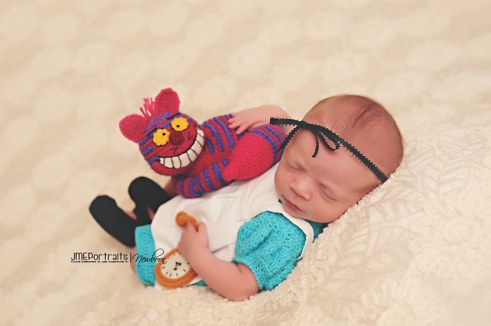 Baby Alice In Wonderland