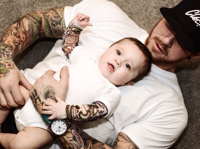 124 Babies And Their Tattooed Parents That Look Absolutely Beautiful Together