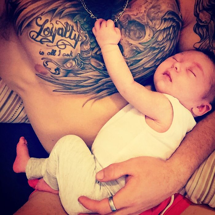 124 Babies And Their Tattooed Parents That Look Absolutely Beautiful Together