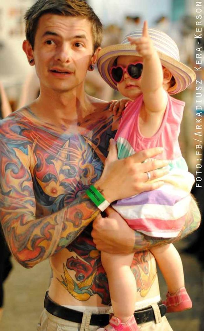 124 Babies And Their Tattooed Parents That Look Absolutely Beautiful Together