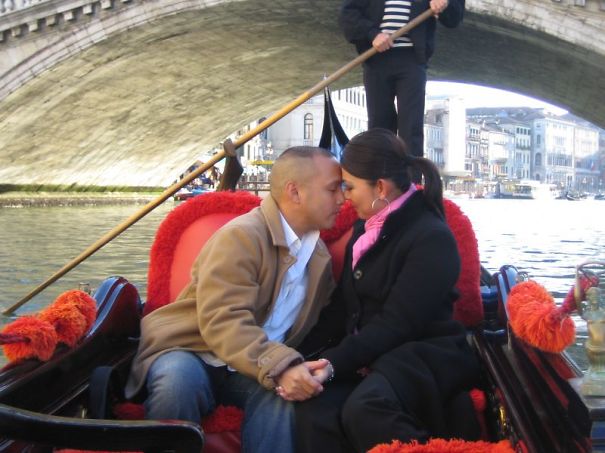 Proposing Under The Rialto Bridge In Venice, Italy. I Learned How To Ask In Italian.