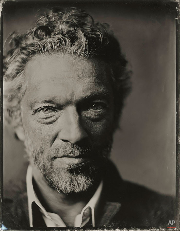 Instead Of Photographing Hollywood Stars With DSLR, Artist Uses Vintage Tintype Camera