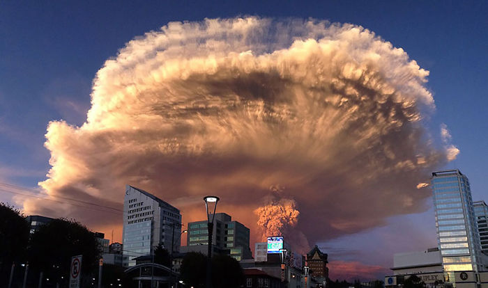 34 Breathtaking Pics Of Volcano Eruption In Chile That Forced 4,000 To Evacuate
