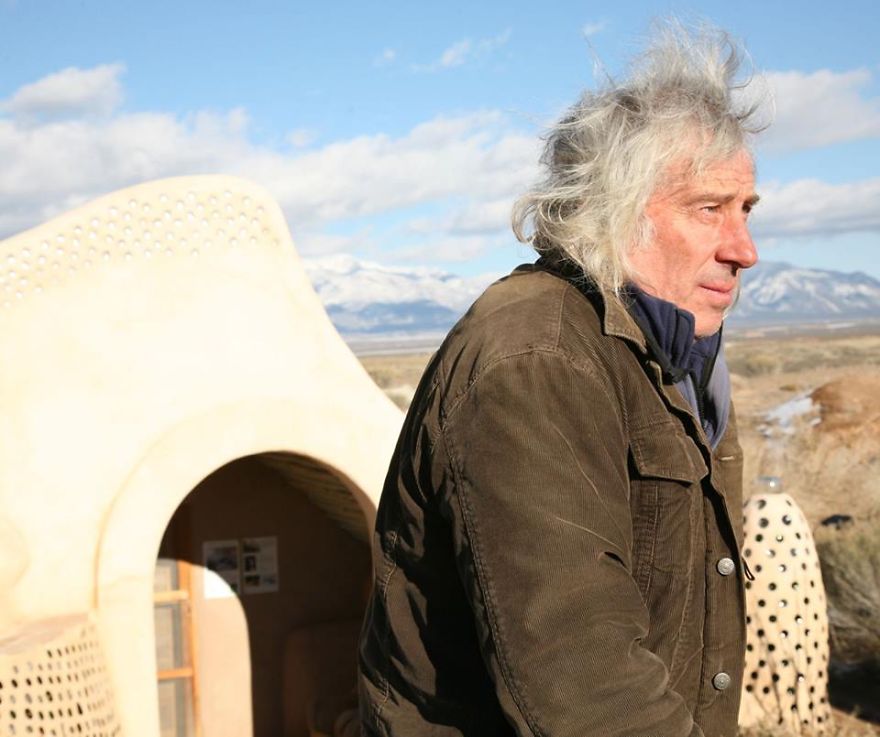 40 Bloody Good Reasons You Need To Build An Earthship