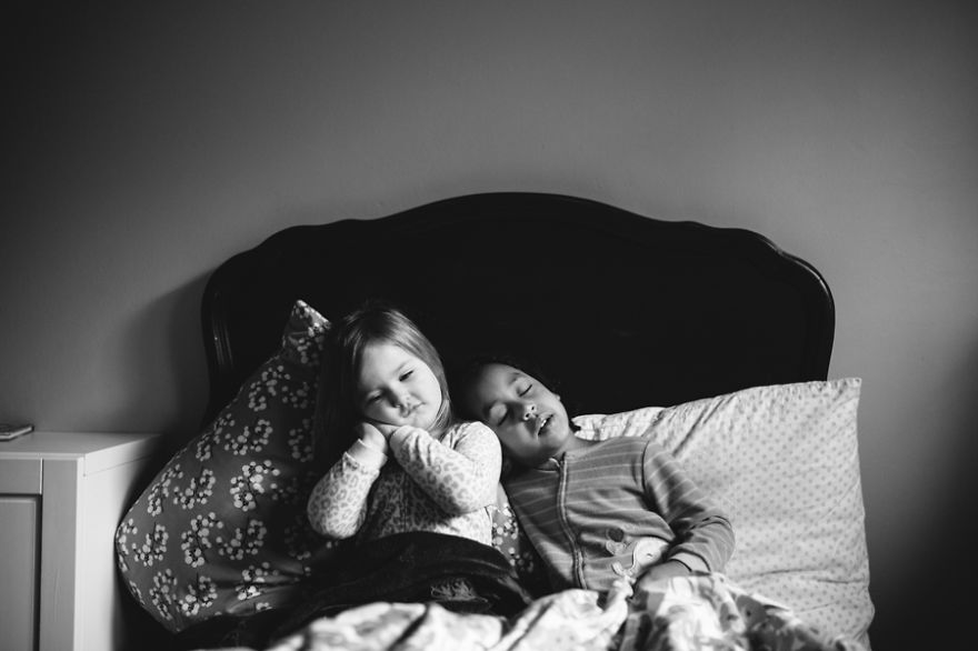 Barely Different: I Capture The Bond Between My Two Daughters