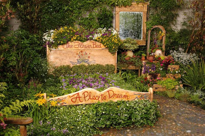 Magical Bed Garden