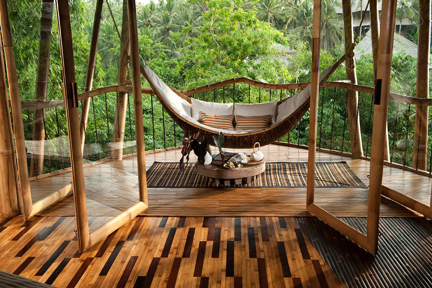 Woman Quits Job to Build Sustainable Bamboo Homes In Bali