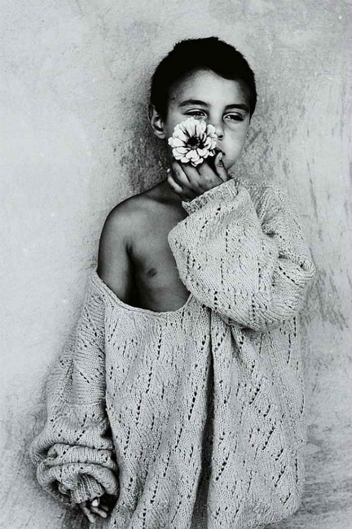 black-and-white-photography-childhood-joy-felicia-simon-11