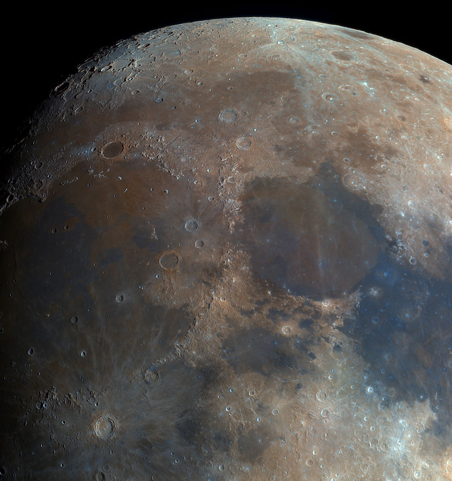 Self-Taught Polish Astrophotographer Captures High-Res Moon Photo By Combining 32,000 Shots